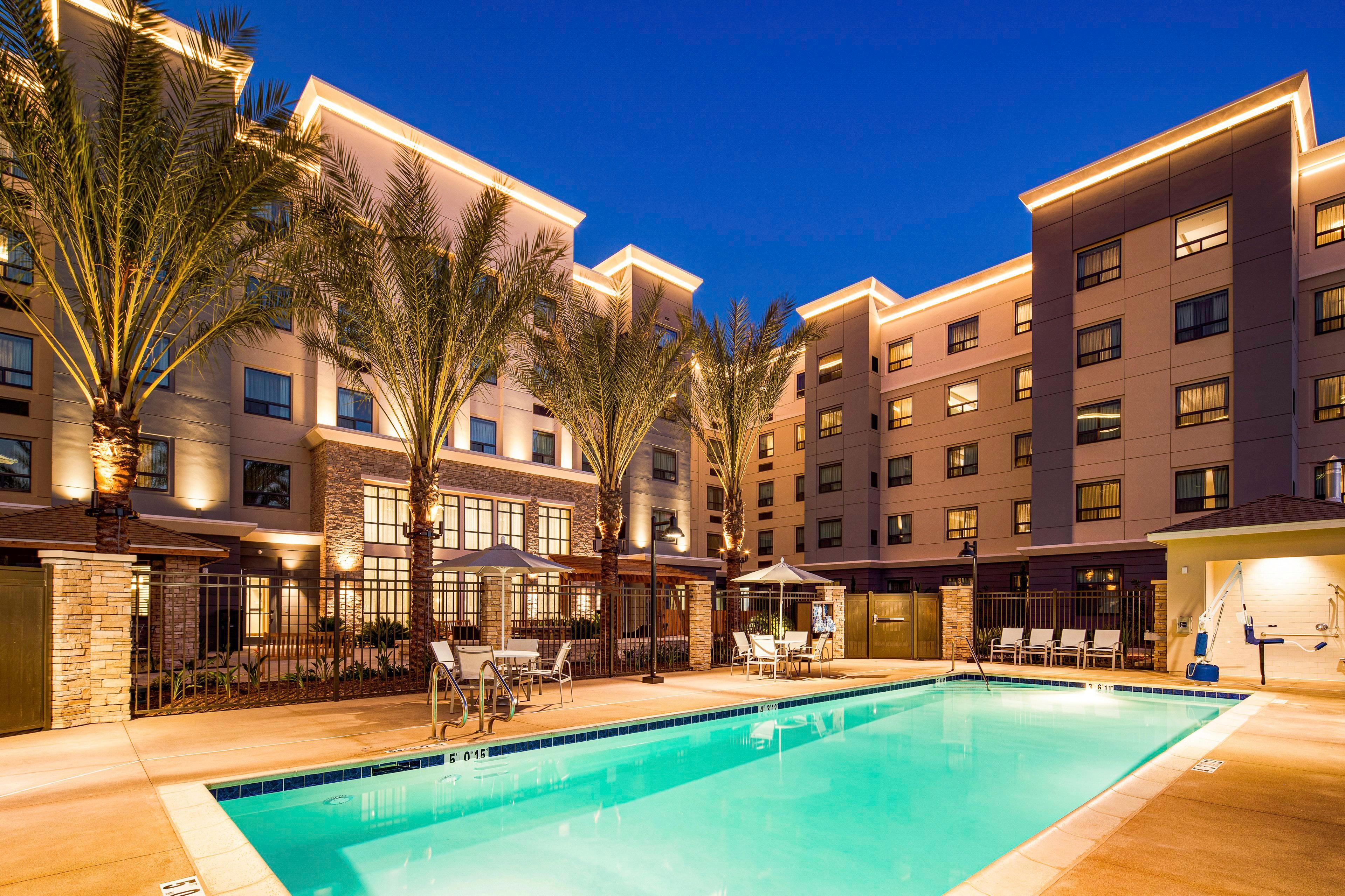 Staybridge Suites Irvine - John Wayne Airport By Ihg Eksteriør billede